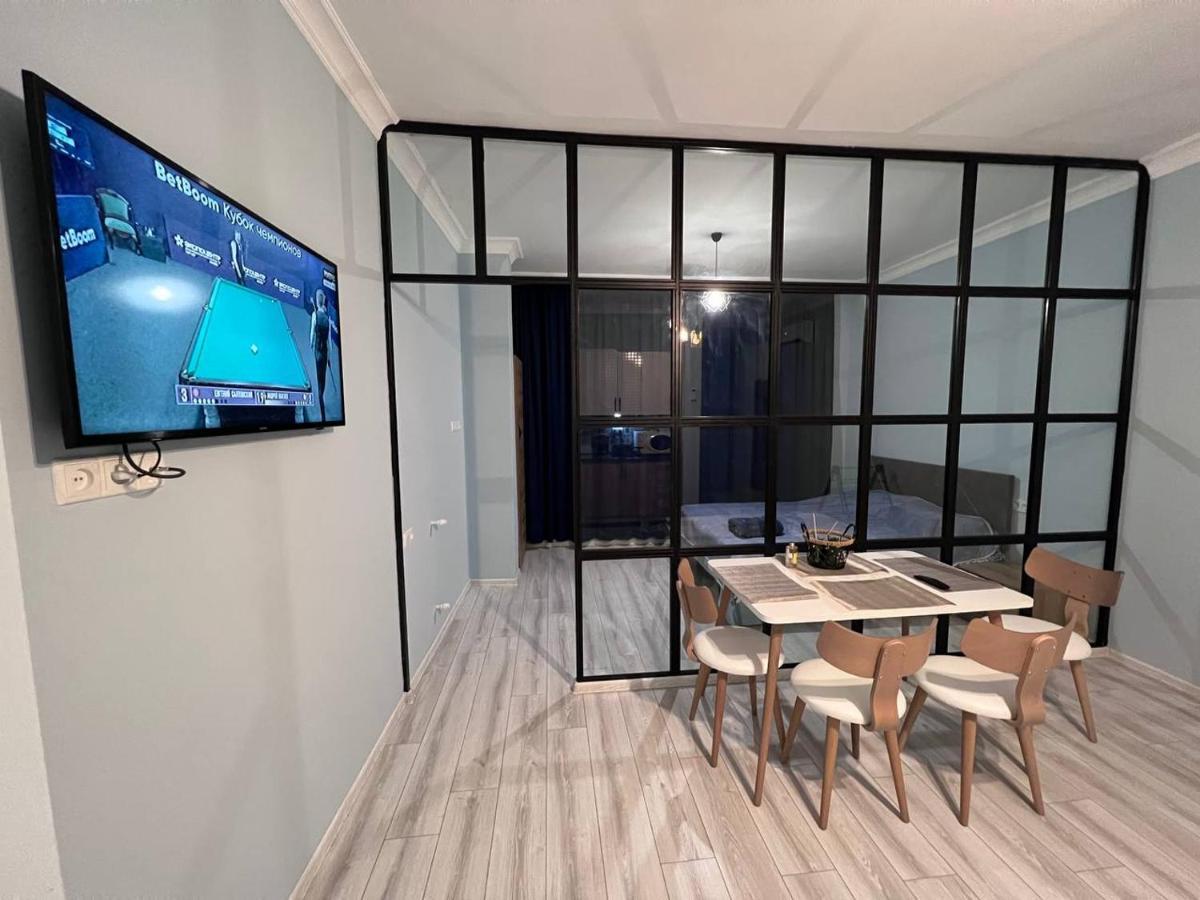 באטומי Apartment Merabi מראה חיצוני תמונה