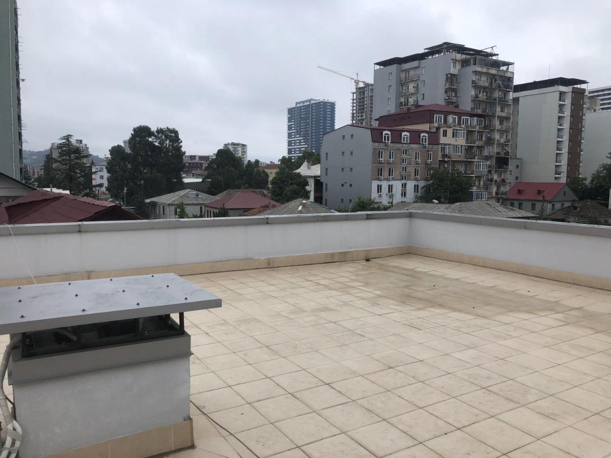 באטומי Apartment Merabi מראה חיצוני תמונה