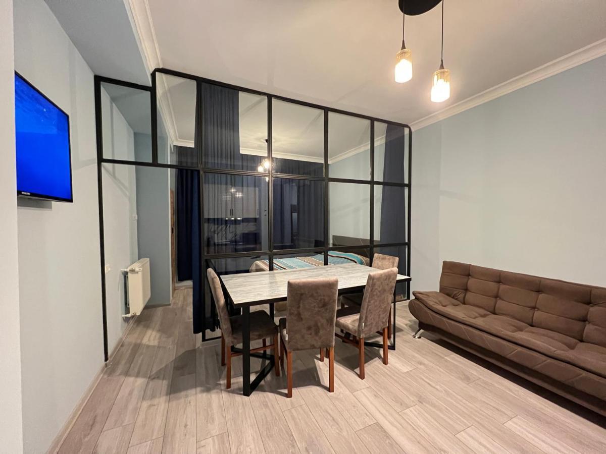 באטומי Apartment Merabi מראה חיצוני תמונה