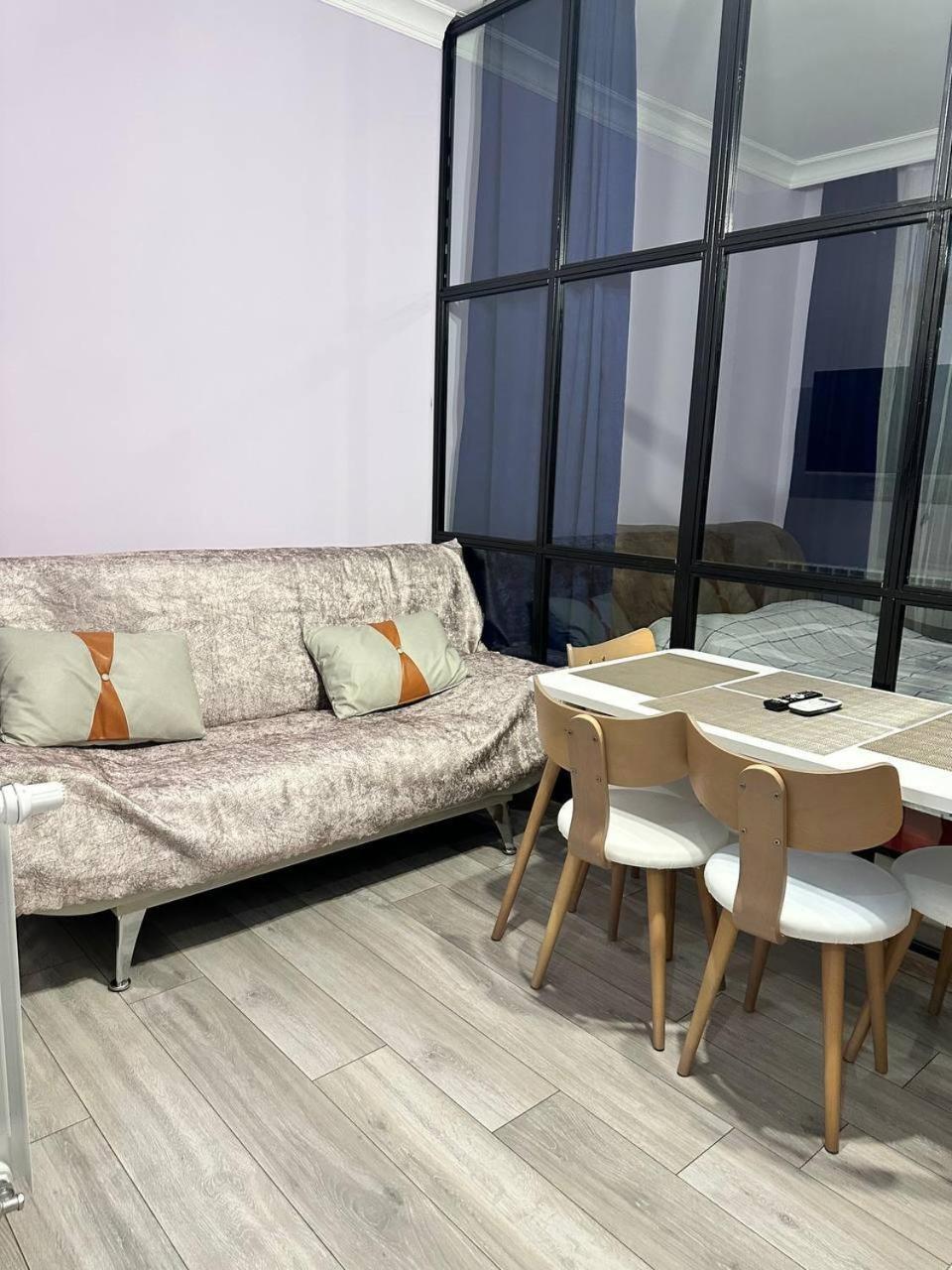באטומי Apartment Merabi מראה חיצוני תמונה