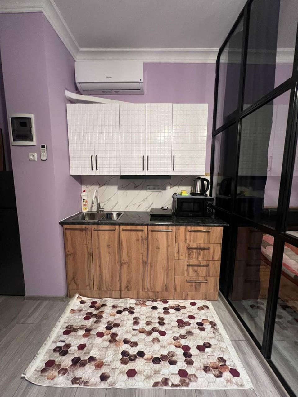 באטומי Apartment Merabi מראה חיצוני תמונה